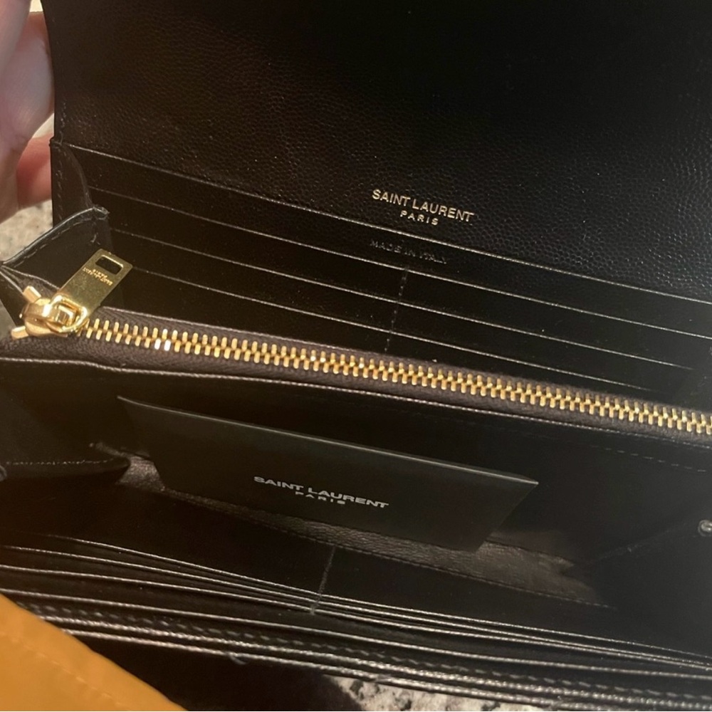 YSL Black Wallet - Picture 3 of 4